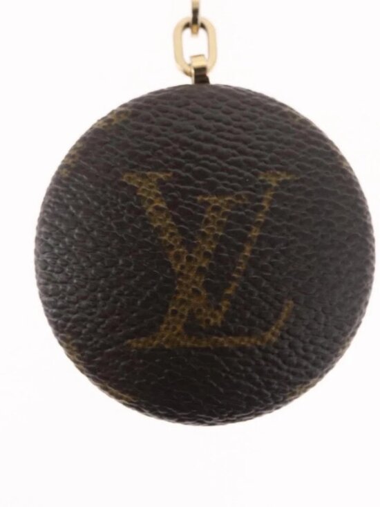 LOUIS VUITTON Monogram Astropill Key Holder - Picture 4 of 10